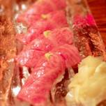 口の中でとろける食感がたまらない！東京でおすすめの肉寿司6選