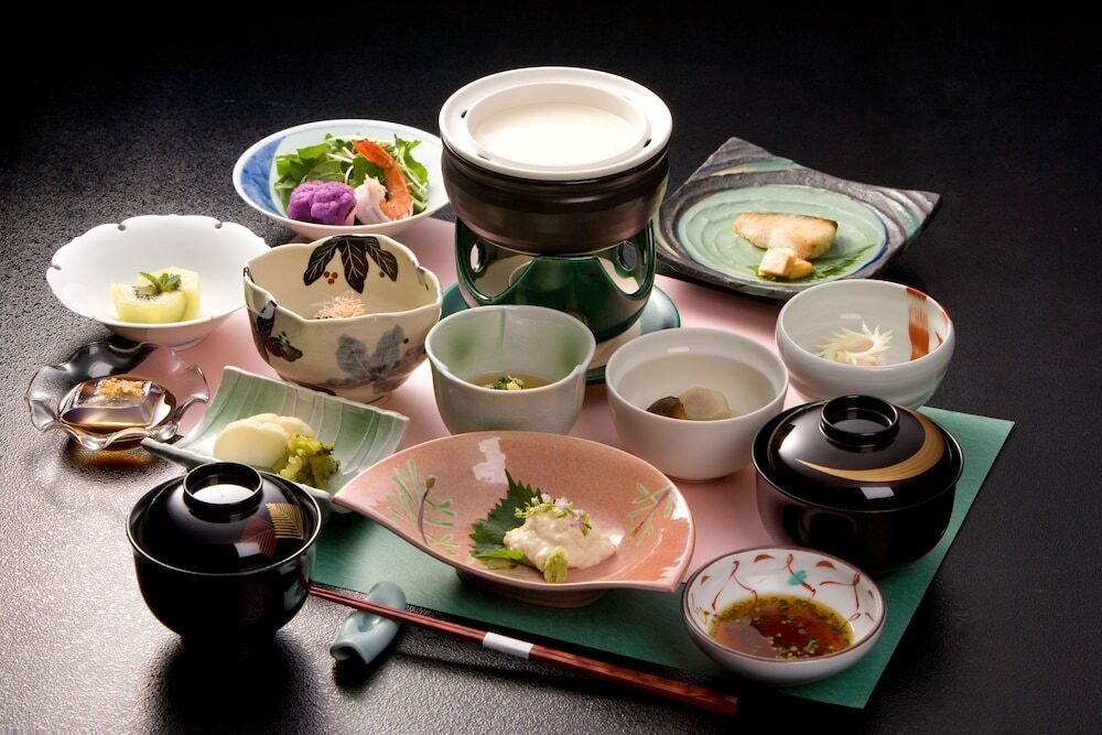 完全個室のプライベート空間で美食を味わう。箱根神社の隣に建つお宿3982034