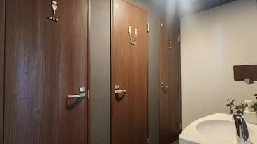 施設内の設備 / 15