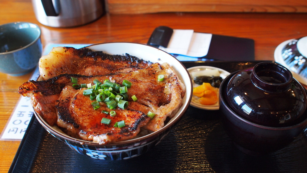 豚みそ丼／【野さか】1211055