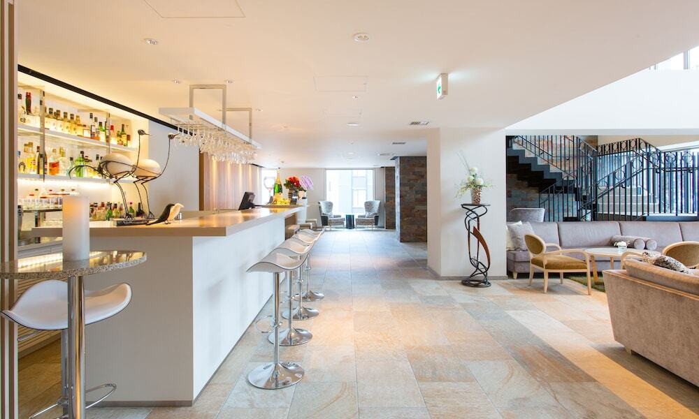 ロビーラウンジ