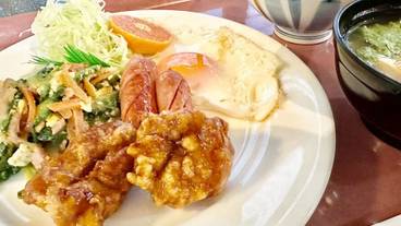 食事・飲み物 / 3