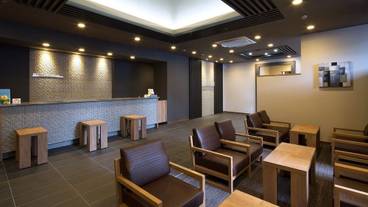 ロビー応接スペース / 3