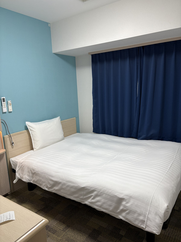 シングルでも広いベッド