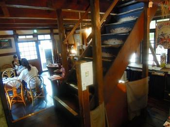 「エクチュア  からほり「蔵」本店 」内観 929183 １Fは禁煙　２Fは分煙のイートイン