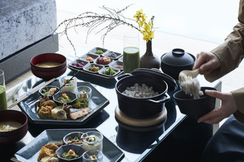 Let's change your mood at ryokan /hotel with in-room dining plan♩3249278