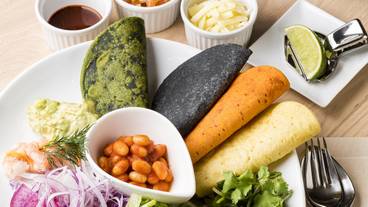 カフェのランチ一例 / 2