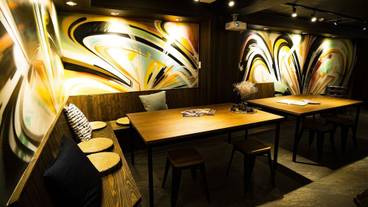 ロビーラウンジ / 3