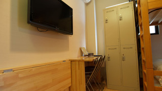 4 人部屋 専用バスルーム