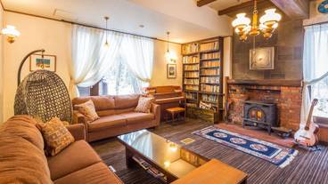 ロビー応接スペース / 3