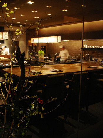 「六雁」 内観 5329141 6F入口から店内