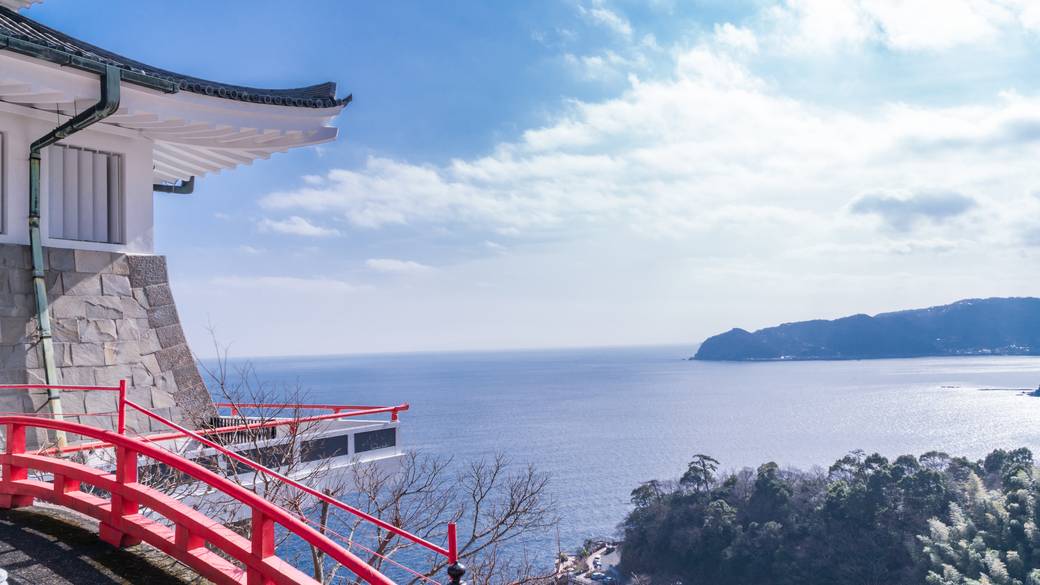 海景色もグルメも◎
熱海をのんびり散策 / 2