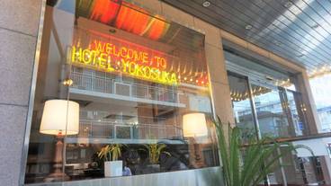 施設の入り口 / 12