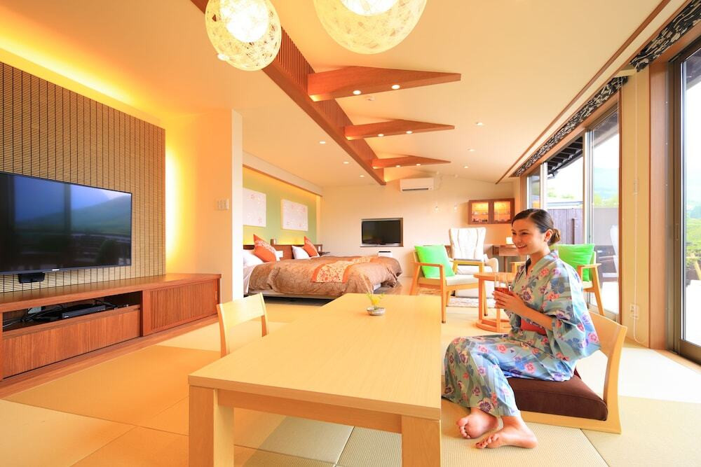 3.「朝霧のみえる宿　ゆふいん花由」【大分】3642677