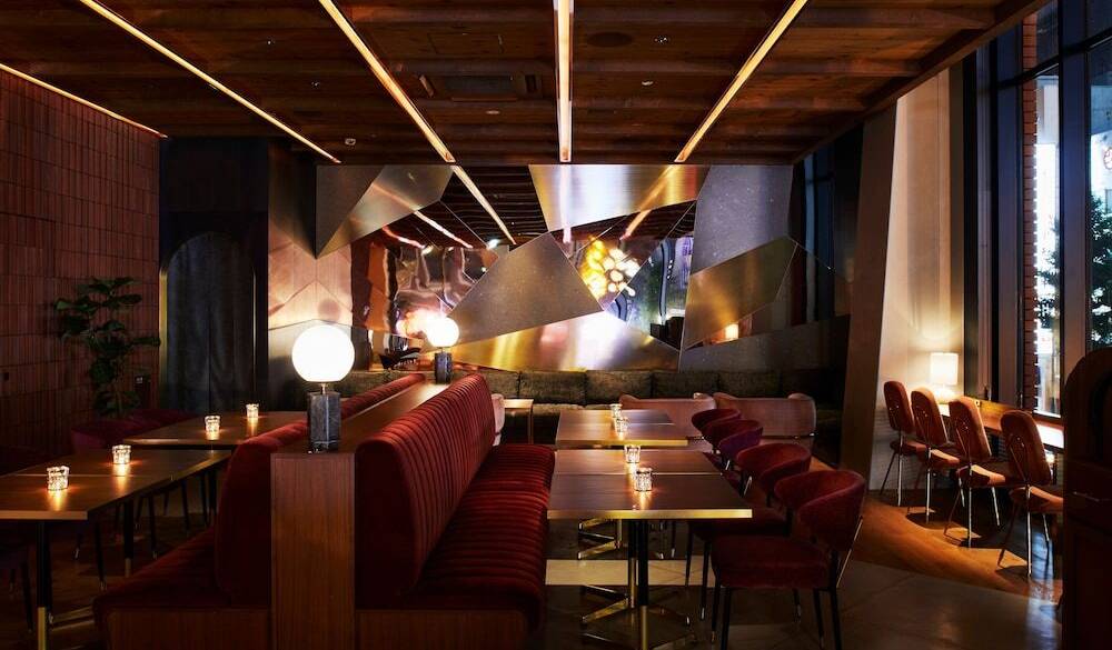 「LES BOIS」内観 / 2