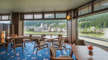 内部エントランス / 3