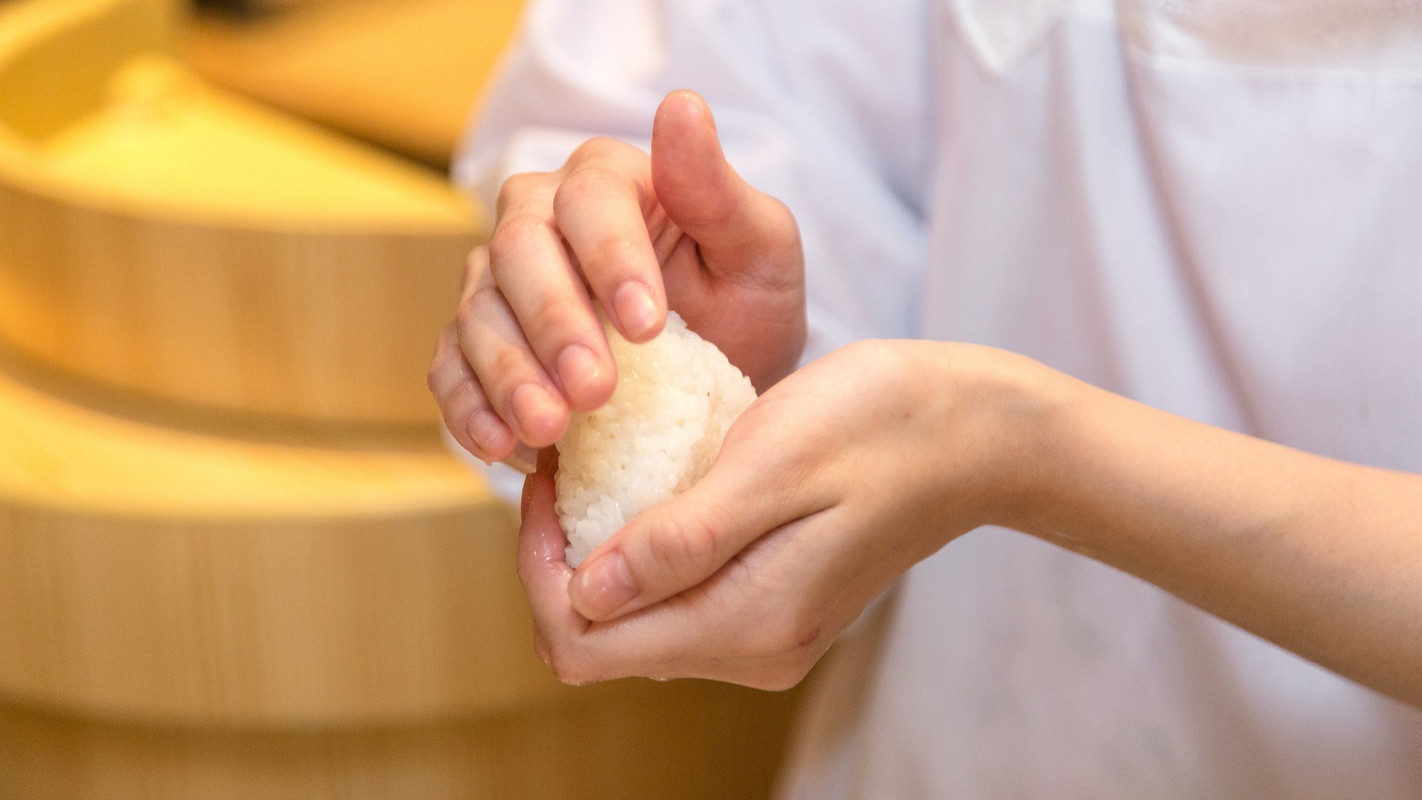 朝食ビュッフェ おにぎり