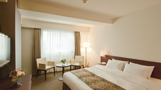 ダブルルーム ダブルベッド 1 台 喫煙可