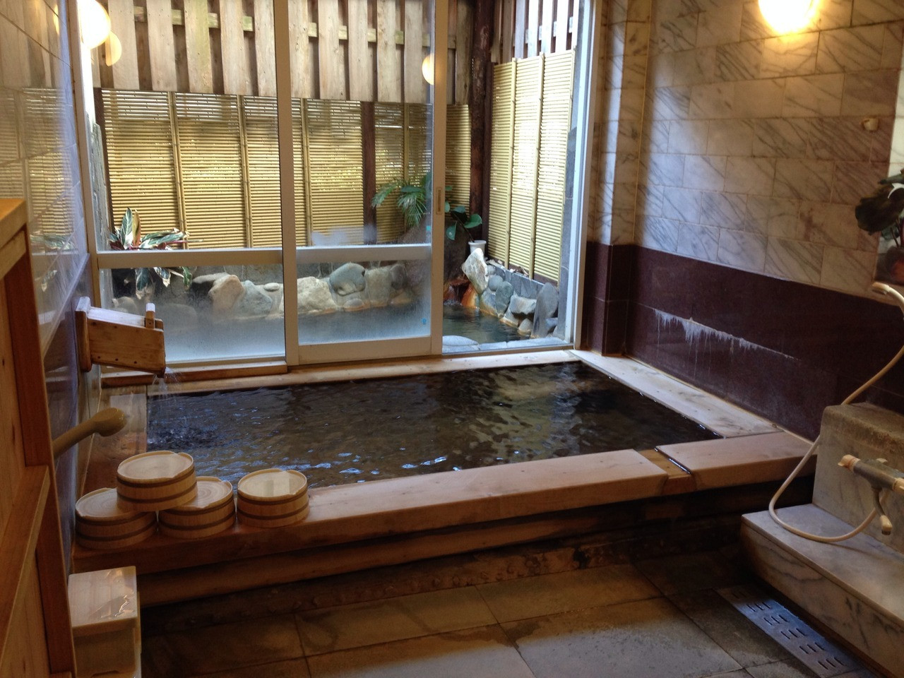 天草下田温泉の海の幸を満喫。100年以上続く老舗旅館3925268