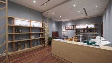 ロビーラウンジ / 9