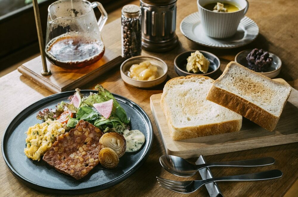 朝食