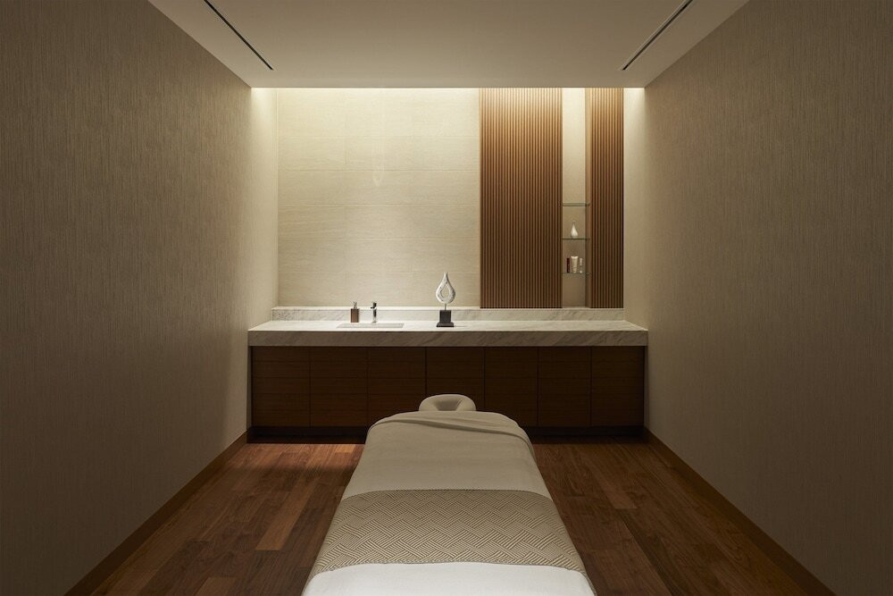 「ホテルステイ」と「スパ」で自分をしっかり労わりましょう3728923