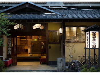 昔ながらの建物はまるで博物館のよう！3399519