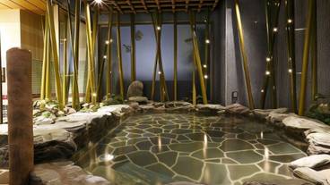 屋内スパ浴槽 / 1