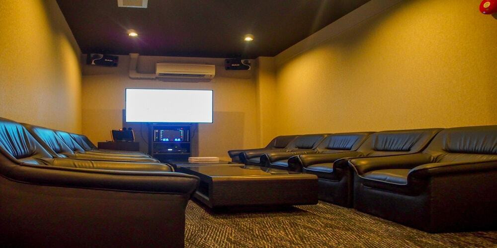 カラオケ ルーム