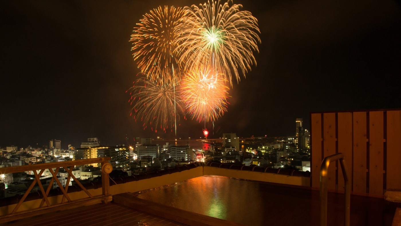 熱海海上花火大会がキレイに見える！絶好のポジションにある宿3933736