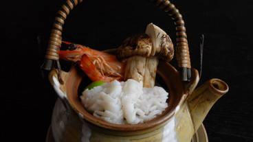 食事・飲み物 / 4