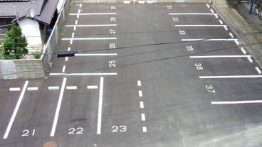 駐車場 / 4