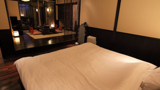 古民家風客室　「わらび野」〜ダブル〜【箱庭風呂】(チェックイン18時まで)