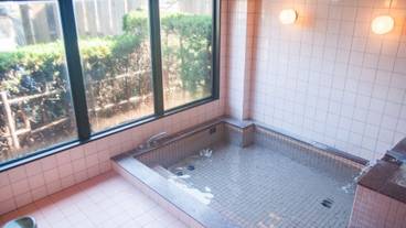 屋内スパ浴槽 / 1