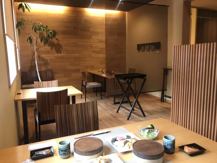 レストラン② / 3