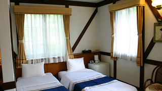 デラックス トリプルルーム シングルベッド 3 台 禁煙 マウンテンビュー