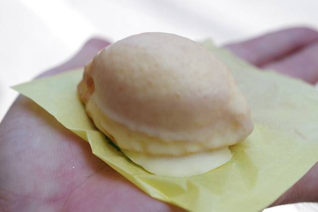 向栄堂のレモンケーキ / 1