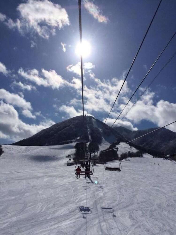 スノー スポーツとスキー