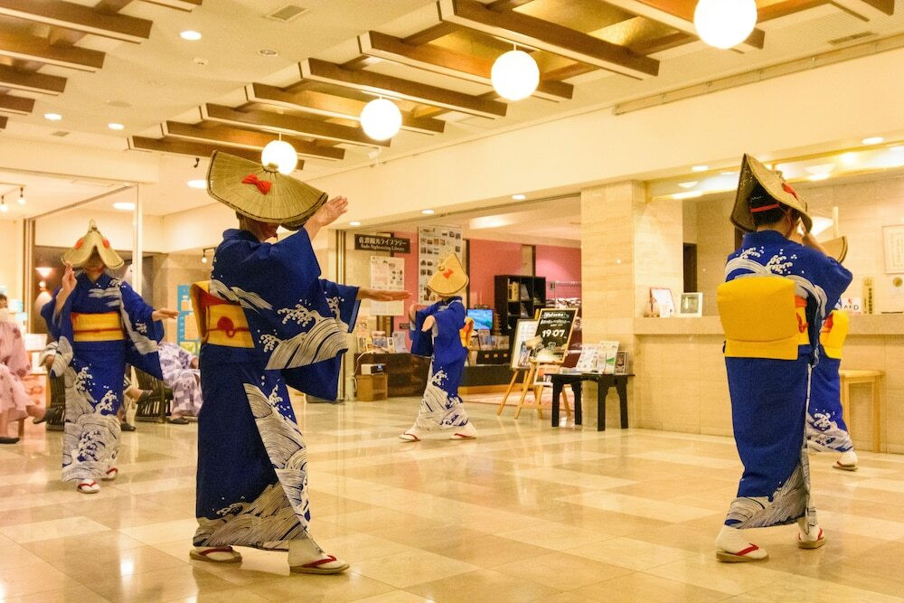 ロビーラウンジ