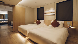 ルーム 2 ベッドルーム 窓なし 別館