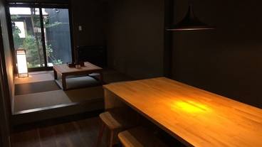 客室内のダイニングエリア / 2