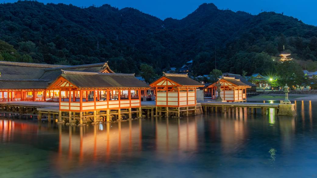 夜の嚴島神社 / 2