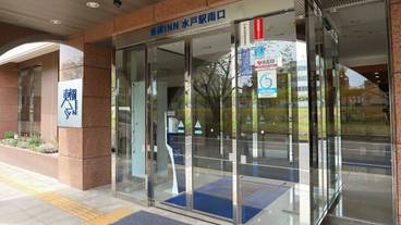 施設の入り口 / 6