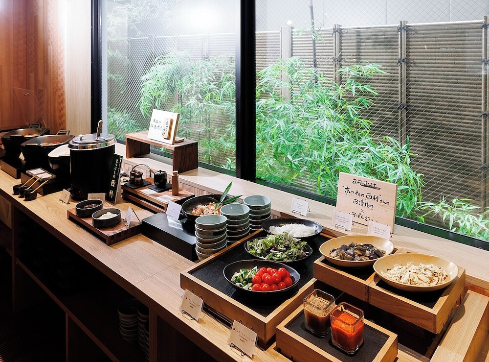 朝食ビュッフェ