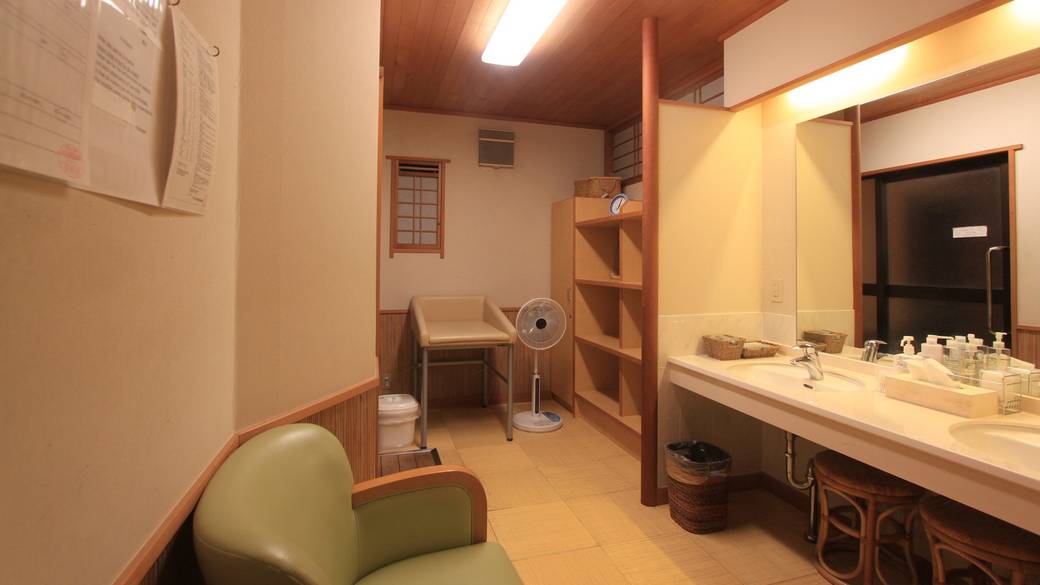 おむつ替台があって着替えもラク / 5