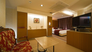 ロイヤル ルーム 喫煙可