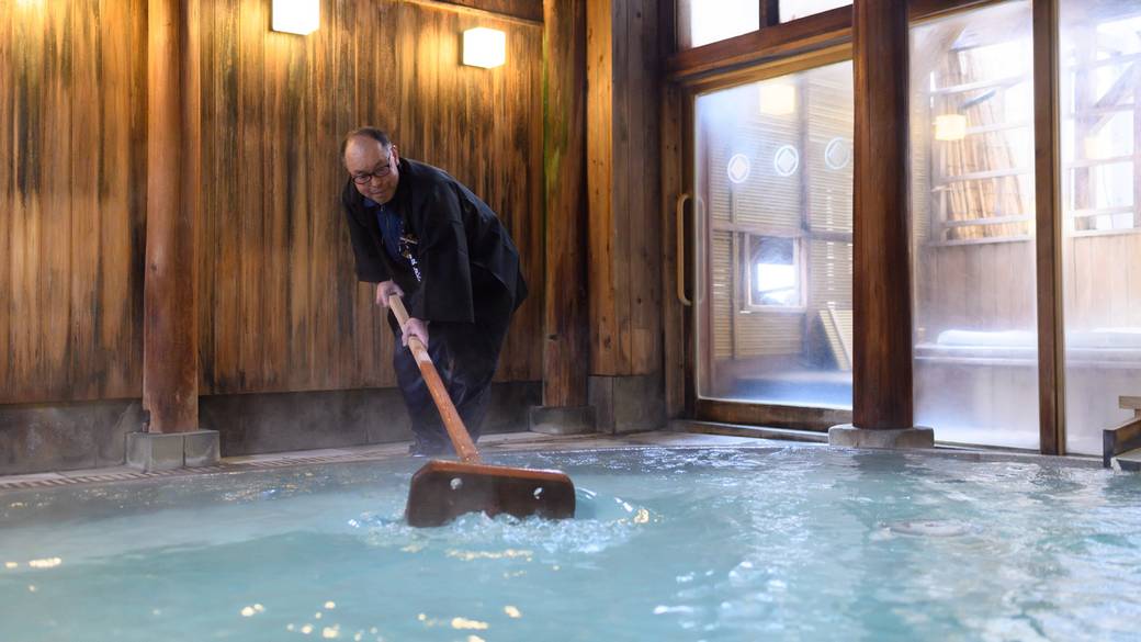 なめらかな極上の湯で
一日の疲れを癒す / 1