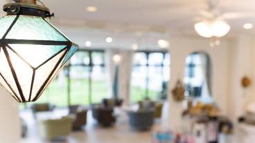 ロビーラウンジ / 18