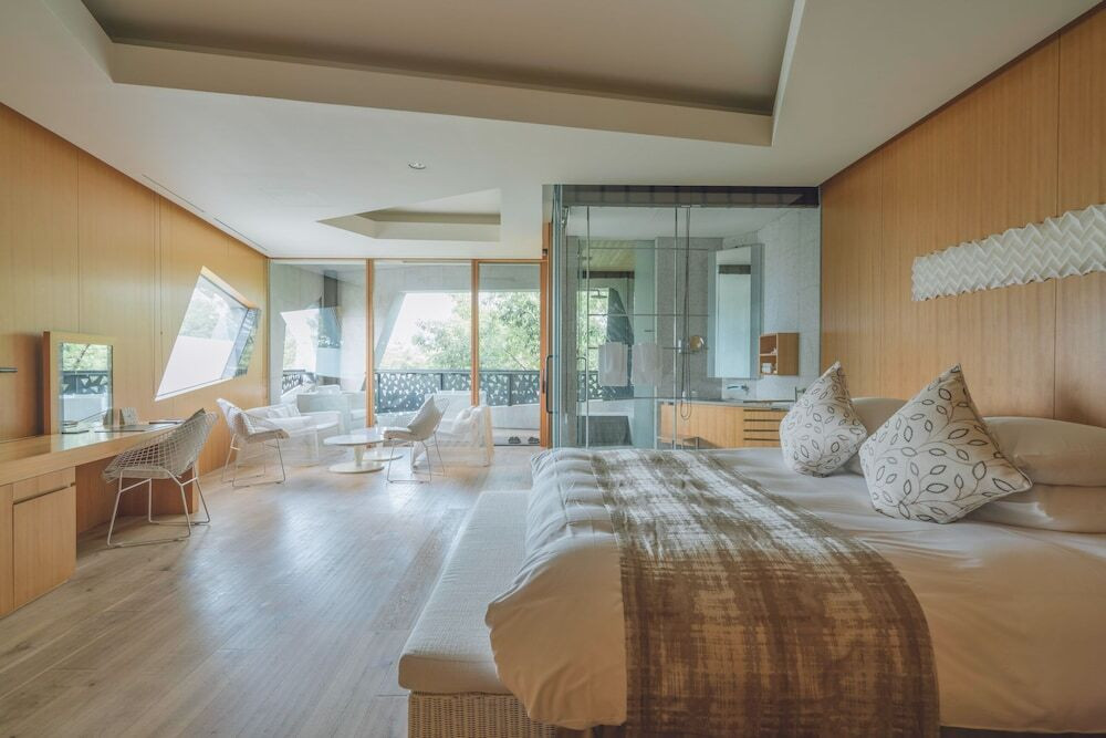 森の眺望を楽しみながら優雅に朝食を♡3946525