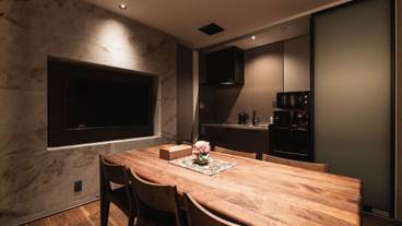 客室内のダイニングエリア / 22